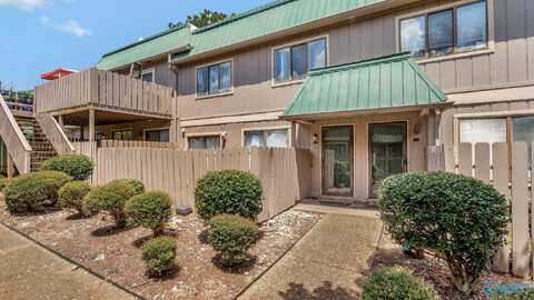 2225 Golf Road SW, Huntsville, AL 35802