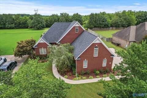 2010 Englewood Place SW, Decatur, AL 35603