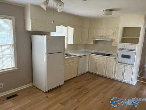 1017 Heard Drive, Huntsville, AL 35803