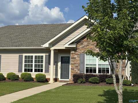 30 Moore Farm Circle, Huntsville, AL 35806