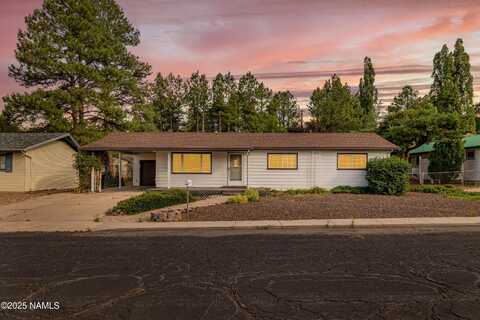 1021 W Sheridan Avenue, Williams, AZ 86046