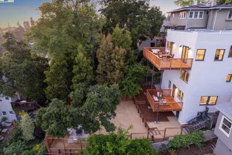 1129 WELLINGTON STREET, Oakland, CA 94602