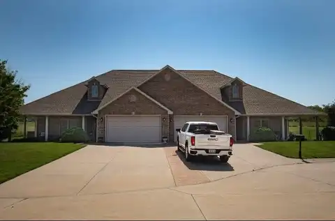 1925-1927 Lakeview Terrace, Chillicothe, MO 64601