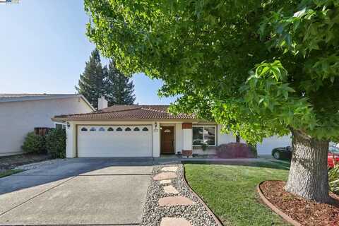 57 Trailview Ct, San Ramon, CA 94583