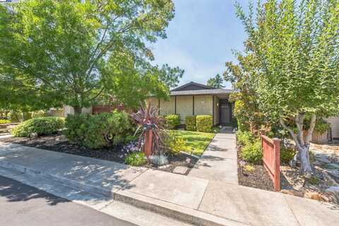 812 Luz Ct, Danville, CA 94526