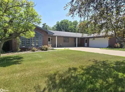 244 Terrace Drive, Oskaloosa, IA 52577
