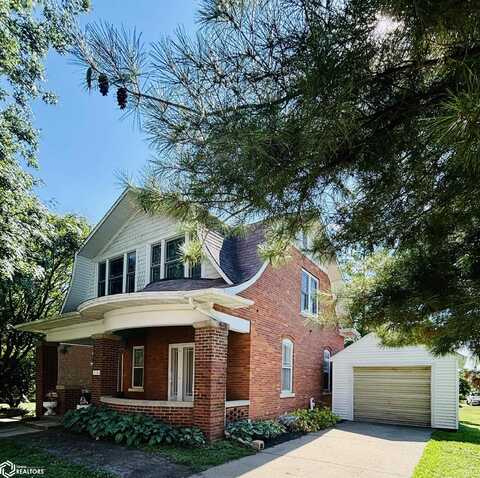214 4Th Street, West Point, IA 52656