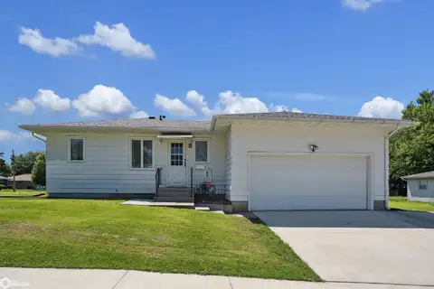 401 Edgeland Drive, Marshalltown, IA 50158