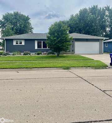 615 W 11th Street, Garner, IA 50438