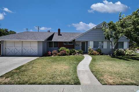 100 Ramona Street, Vacaville, CA 95688