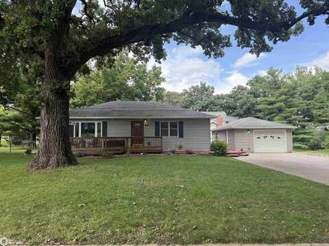 816 17th Avenue, Eldora, IA 50627