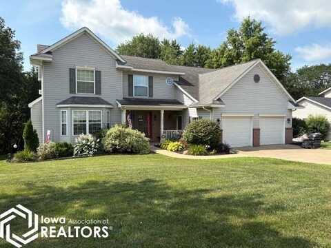 1521 Lone Oak Circle, Fairfield, IA 52556