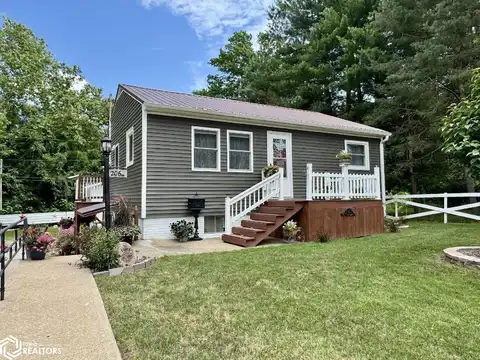 206 Emmett Street, Burlington, IA 52601