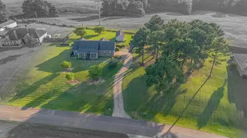 110 Old Lake Cove, Batesville, MS 38606