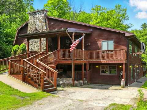 1751 Douglas Road, Troy, PA 16947