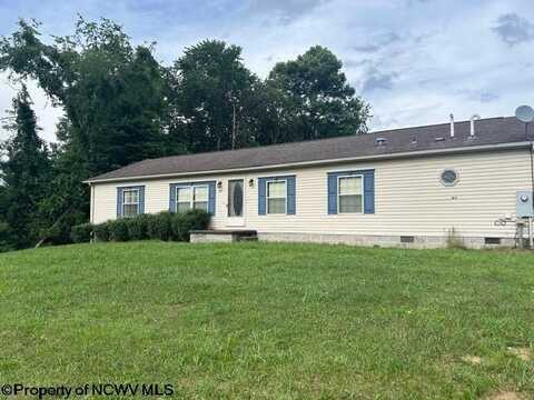 105 Valley View Lane, Fairmont, WV 26554