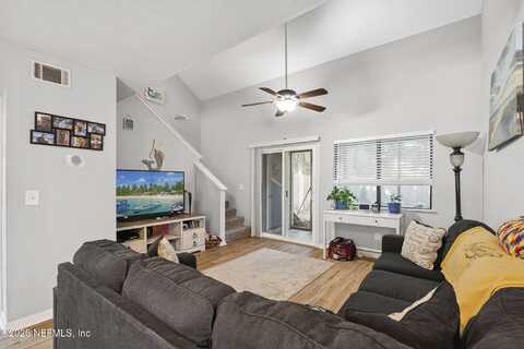 2968 SONGBIRD Drive, Jacksonville, FL 32233