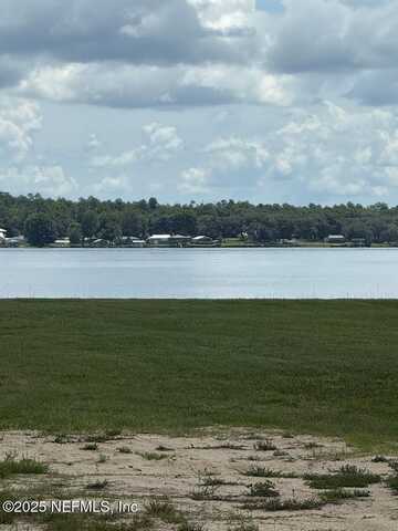 LAKE Drive, Florahome, FL 32140