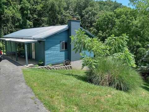 127 North Dakota Avenue, MT. HOPE, WV 25880