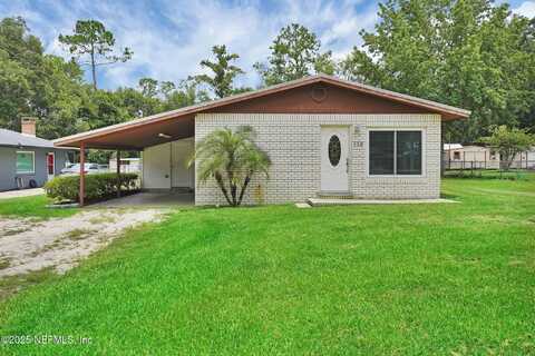 138 CAROLE Road, Palatka, FL 32177