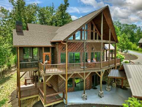 467 Deer Crest Road, Blue Ridge, GA 30513