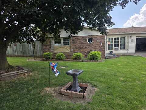 200 Townline Road, Ligonier, IN 46767