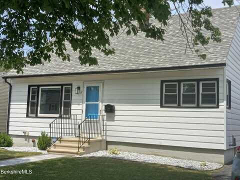 17 Crane Ave, Pittsfield, MA 01201