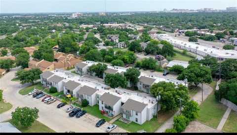 2000 Kazmeier Place, Bryan, TX 77802