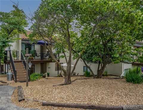 35 Casa Blanca Court, Lake Ozark, MO 65049