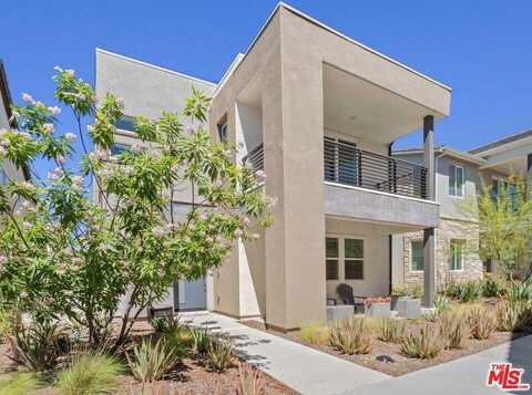 27717 Knoll View Place, Valencia, CA 91381