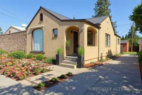 619 Oak Street, Santa Rosa, CA 95404
