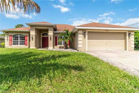 915 Alvin, LEHIGH ACRES, FL 33971