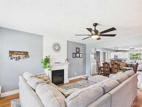 6 Park View, Waynesville, MO 65583