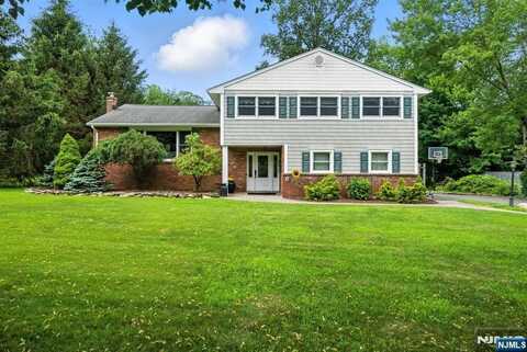 5 Van Dorn Place, Denville, NJ 07834