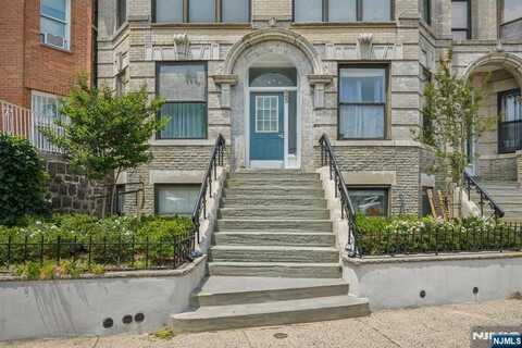 963-965 BOULEVARD EAST 4-3, Weehawken, NJ 07086