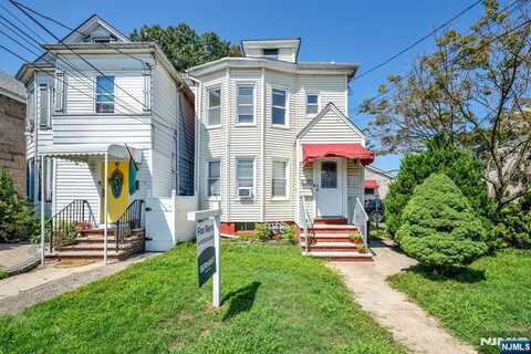 93 Division Avenue 3, Garfield, NJ 07026