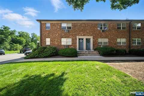 19 Savage Road U24C8, Denville, NJ 07834
