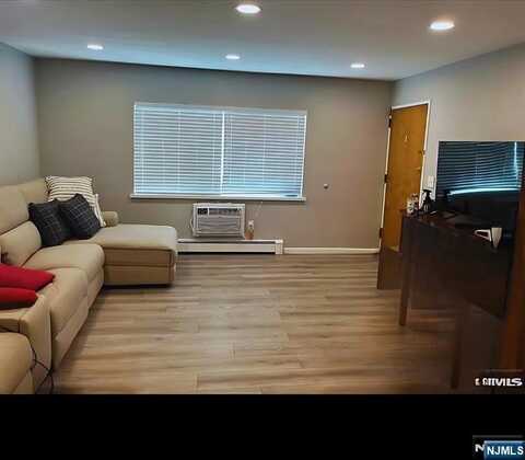 199 N Beverwyck Road C19, Troy Hills, NJ 07034