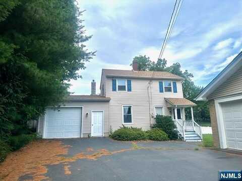 147 E Center Street REAR, Midland Park, NJ 07432