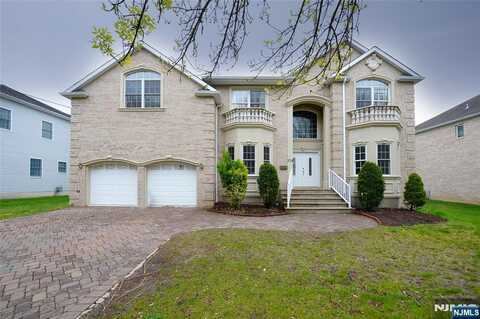 278 Idaho Street, Paramus, NJ 07652