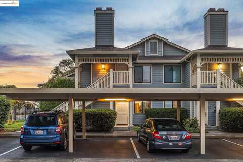 215 Lakeshore Ct, Richmond, CA 94804