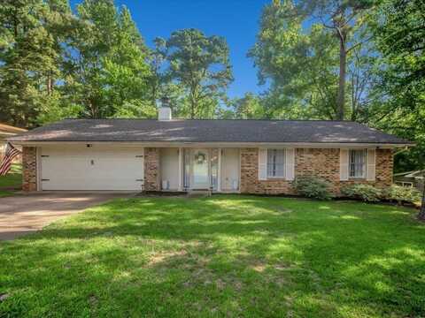 1517 McKewen, Nacogdoches, TX 75965