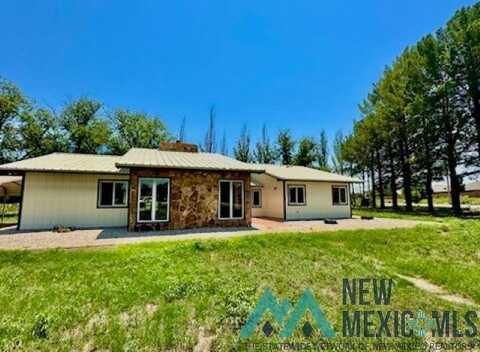 706 W Cherry Lane, Carlsbad, NM 88220