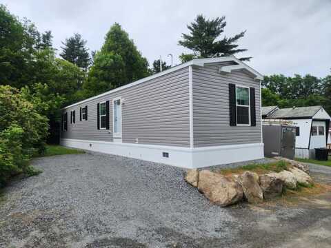 84 Cubb Court, Windsor, VT 05089