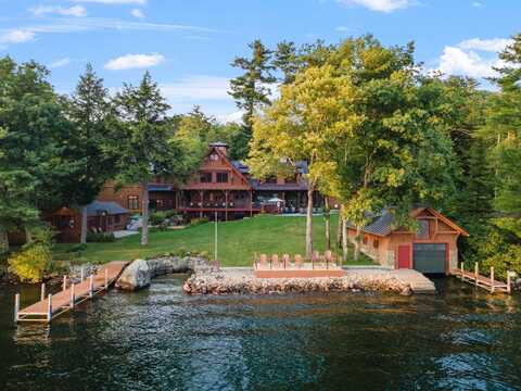 21 Leighton S Avenue, Laconia, NH 03246