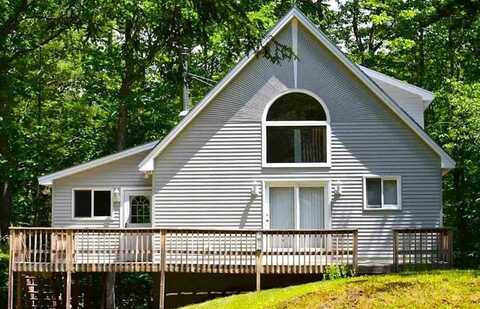 52 Geneve Street, Moultonborough, NH 03254