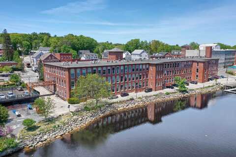 125 Main Street, Newmarket, NH 03857