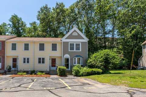 138 Fox Hollow Way, Manchester, NH 03104