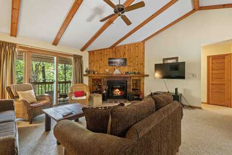 26 Penstock Road, Lincoln, NH 03251
