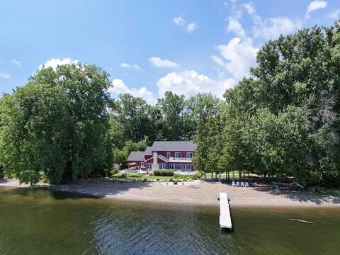 16 Macomber Point, Alburgh, VT 05440